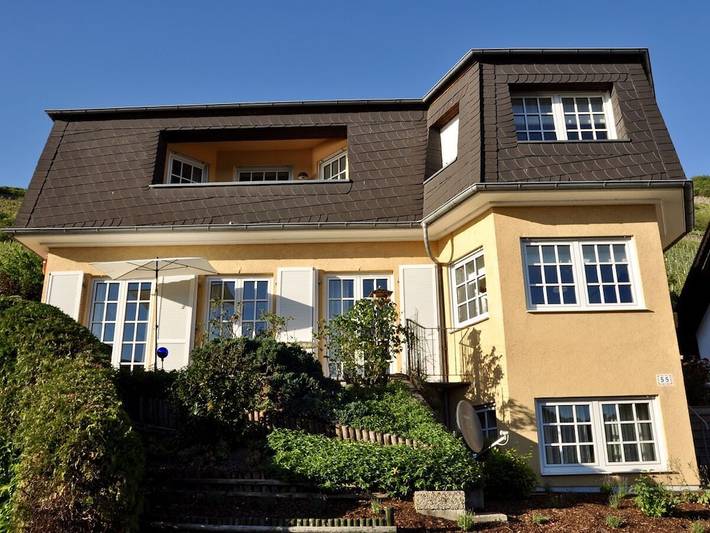 Ferienhaus für 7 Personen, mit Balkon und Terrasse im Rheingau