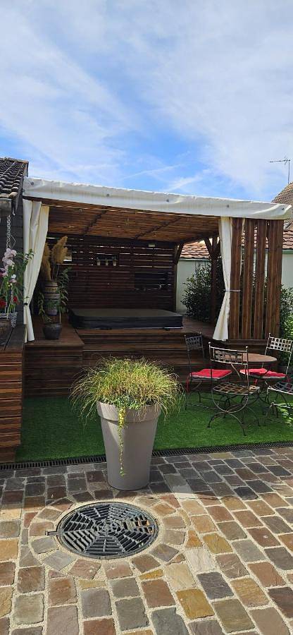 Appartement de vacances entier, Les Deux Fontaines in Monéteau, Région d'Auxerre