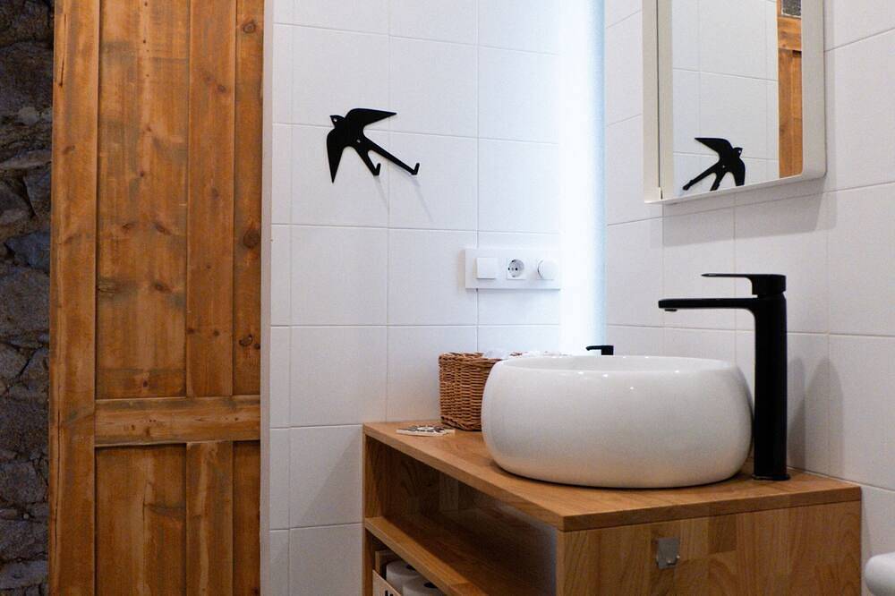 Entire apartment, Cosy Flat, Heart of the City in La Coruña, Galician Coast