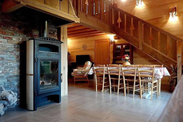 Ferienhaus für 8 Personen, mit Garten und Terrasse im Naturpark Morvan