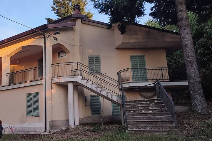 Ferienhaus für 10 Personen, mit Balkon und Garten, mit Haustier