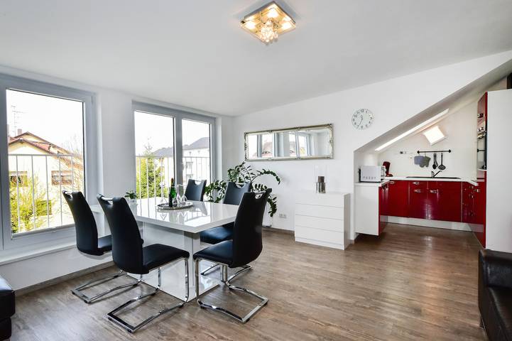 Ganze Wohnung, Ferienwohnung "Domicilio Azzurro" mit Blick auf den See und Wlan in Lindau, Bayerisch Schwaben
