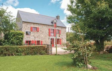 Gîte pour 8 personnes, avec jardin à Pleudihen-sur-Rance