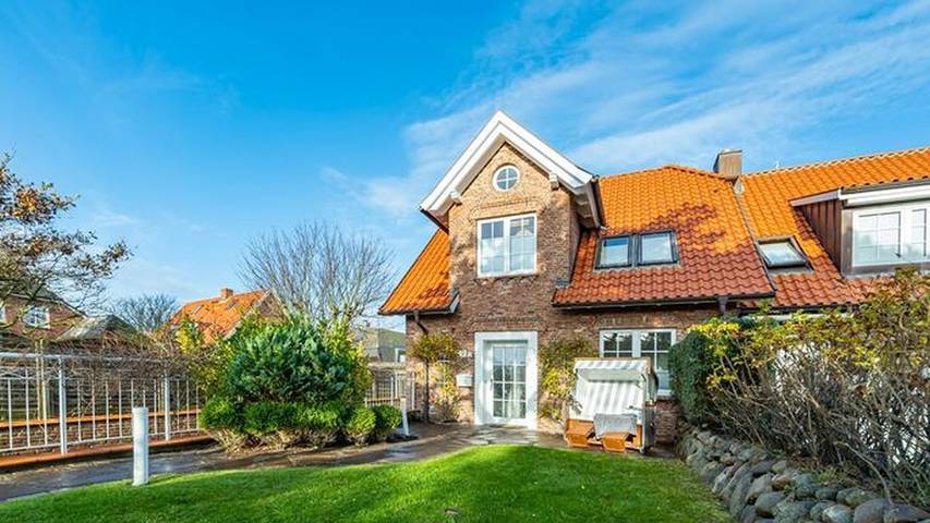 Ferienhaus für 7 Personen, mit Sauna und Garten sowie Terrasse, mit Haustier in Westerland