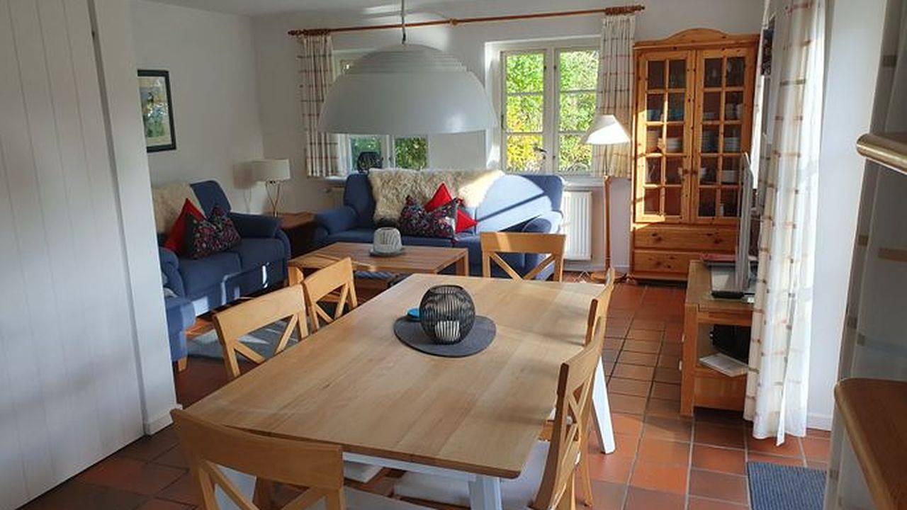 Ganze Ferienwohnung, Ferienwohnung für 6 Personen (95 m²) in Alkersum in Alkersum, Föhr