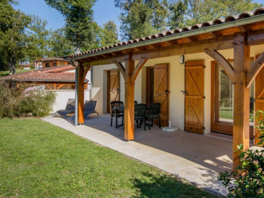 Village de Montmarsis - Maison 4 personnes - Deluxe 2 Ch 4P in Gourdon, Lot