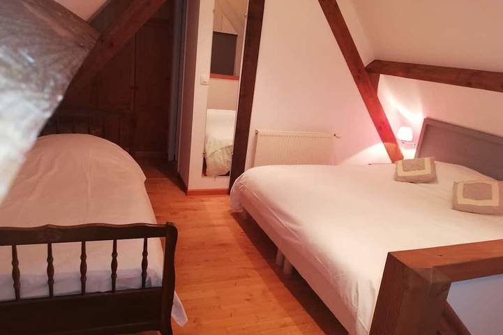 Gîte pour 3 personnes, avec Terrasse et Jardin à Bonneville-la-Louvet - 4