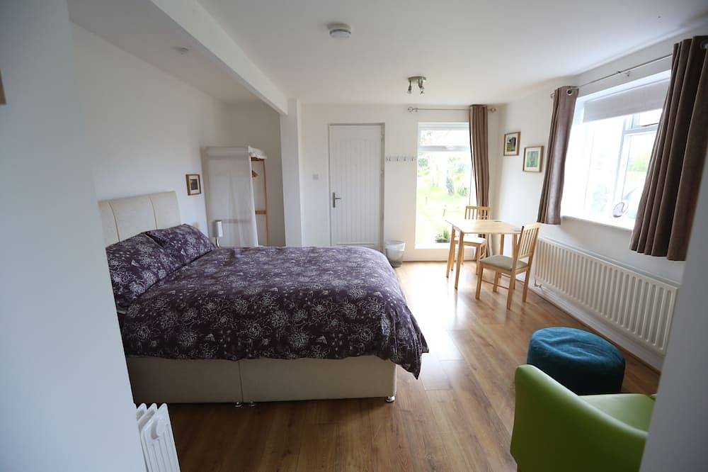 Ganze Wohnung, Comfy Annexe near Croagh Patrick with sea views\n in County Mayo