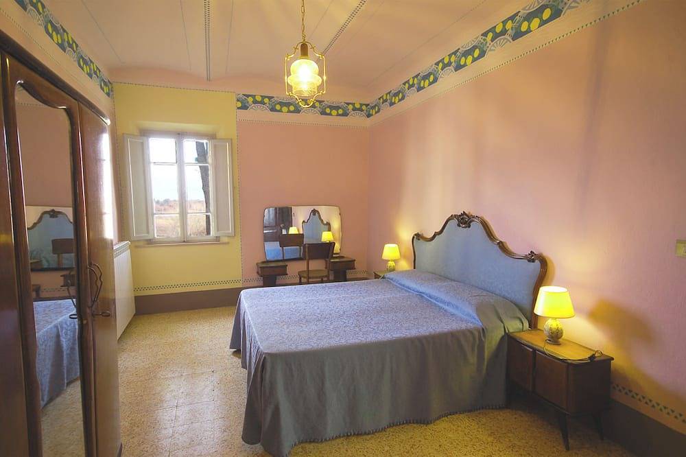 Entire apartment, Elegante Villa sul Lago Trasimeno - Gelsomino in Castiglione del Lago, Lake Trasimeno