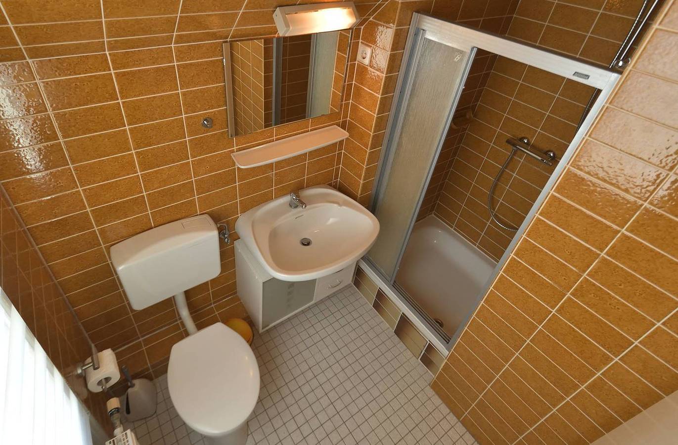 Ganze Wohnung, Appartement mit Süd-Balkon für bis zu 4 Personen im Ferienpark Am Waldrand in Südstrand Pelzerhaken, Ostholstein