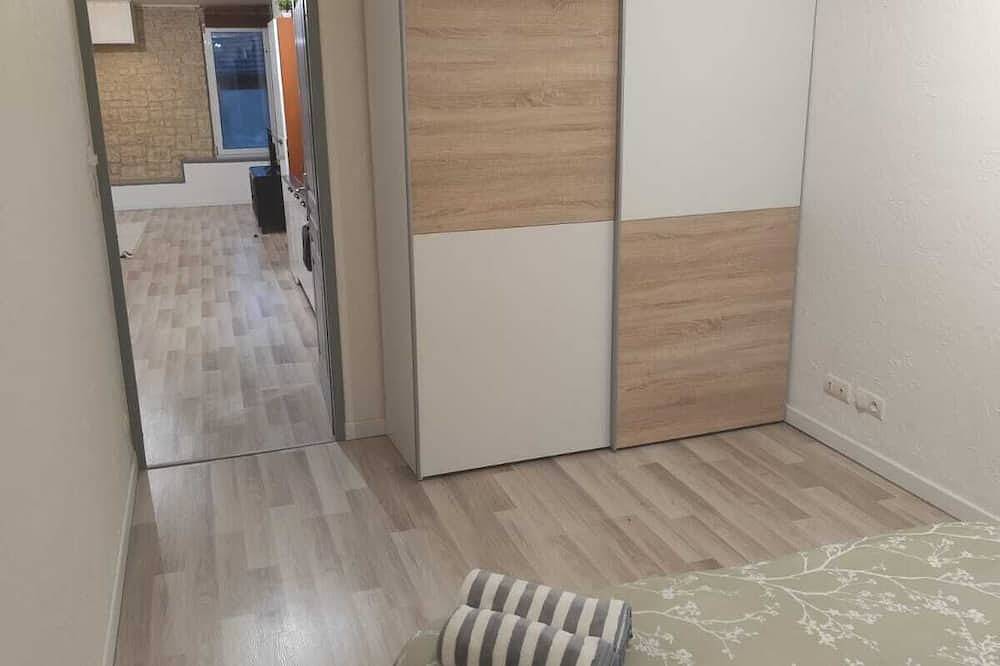 Apartamento entero, 2-room apartment village center in Etaux, Region Bonneville
