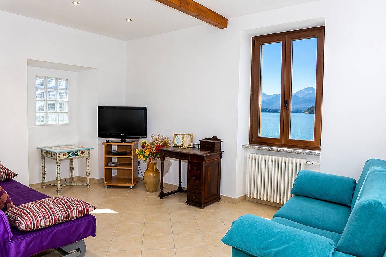 Geheel appartement, Vakantieappartement voor 4 personen met uitzicht in Tronzano Lago Maggiore, Lago Maggiore (Lombardy)