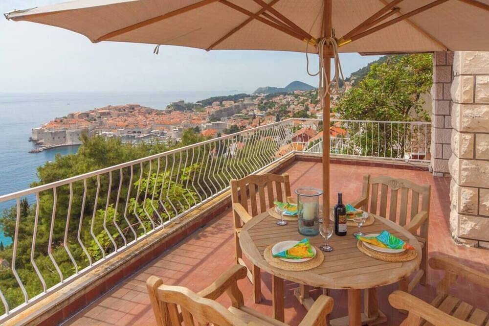 Holiday home in Grad Dubrovnik from £284 per night