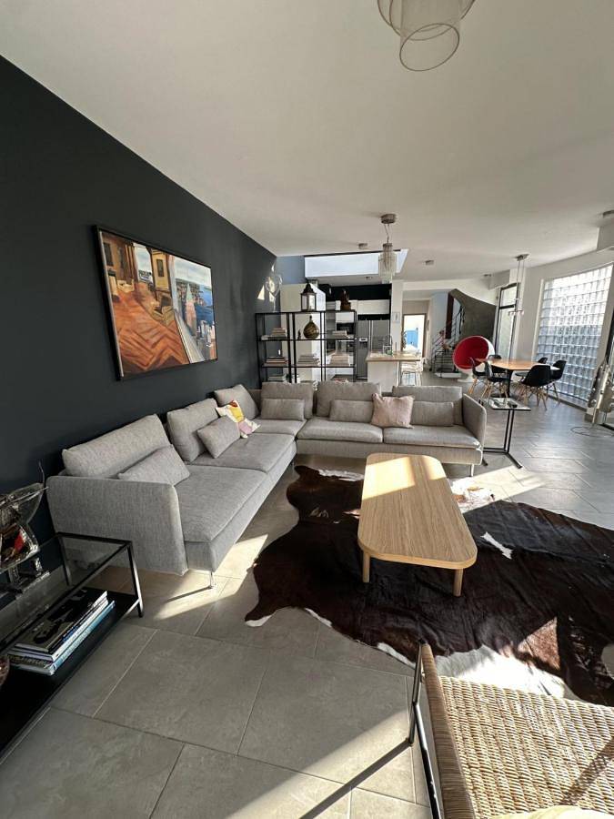 Villa pour 7 personnes, avec piscine et jardin à Saint-Laurent-du-Var - 2