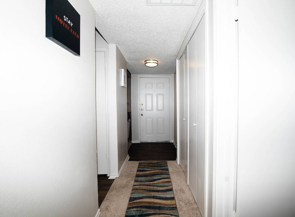 Ganze Wohnung, Luxury Condo *5 mins from Dfw Airport* in Irving, Dallas County