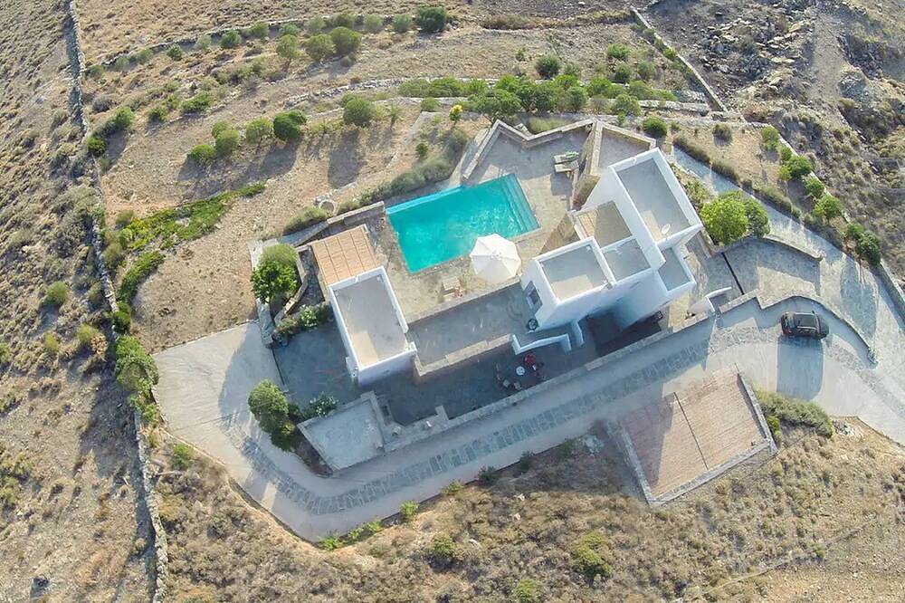 Luxury Cycladic Villa in Koundouros in Kea