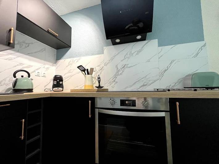 Gîte pour 4 personnes, avec piscine ainsi que balcon et vue à Brive-la-Gaillarde - 2