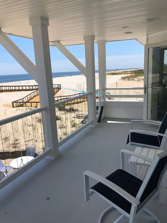 Oceanfront 8 Schlafzimmer - tolle Aussicht! Tonnenweise Platz! in Bay Head, Ocean County