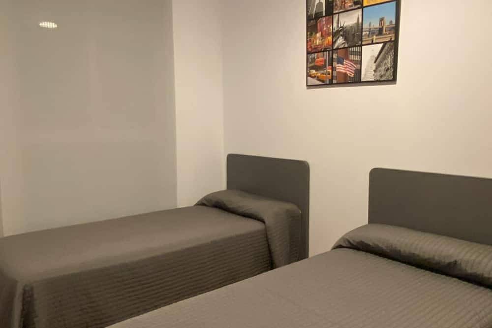 Maison De Ville Romana Beach, Alcossebre, Familles Idéales. Piscine, Barbecue, A / C, Terrasse in Alcalà de Xivert, Costa del Azahar