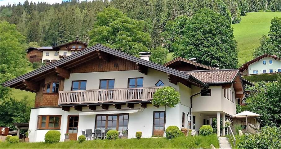 Ferienwohnung für 6 Personen, mit Garten und Ausblick in Altenmarkt im Pongau