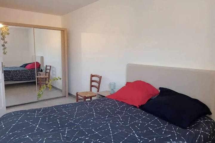 Location de vacances pour 6 personnes, avec jardin et balcon à Gras - 2