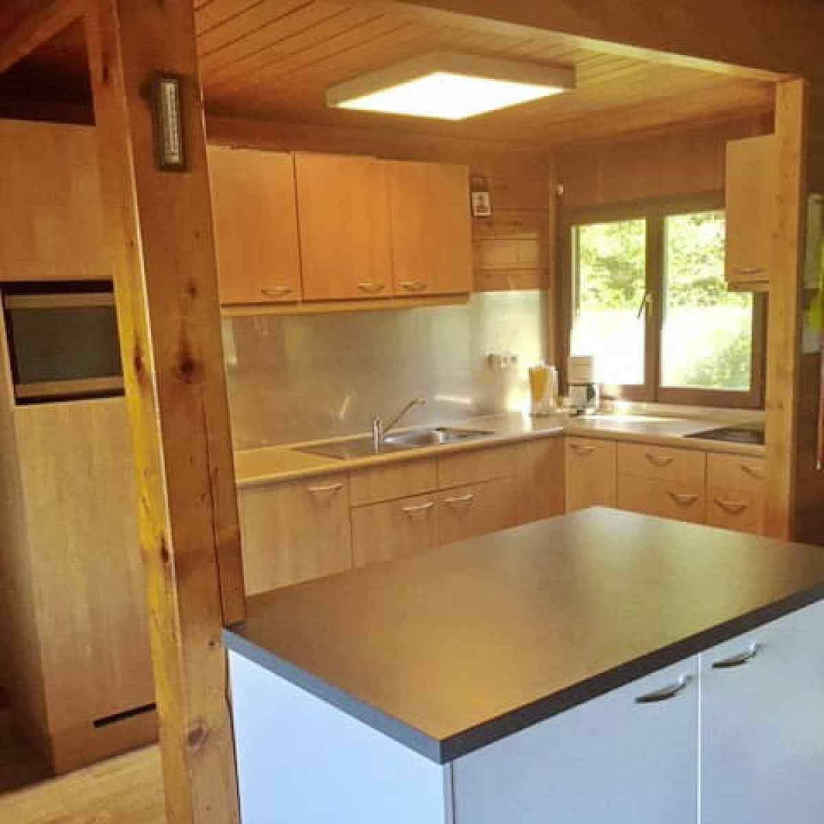 Comfortabel chalet voor 8 personen in de Ardennen. in Jupille, Rendeux