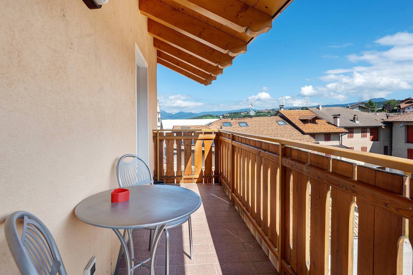 Camera 'Vento Alpino Campanile' con Balcone e Wi-Fi in Coredo, Predaia