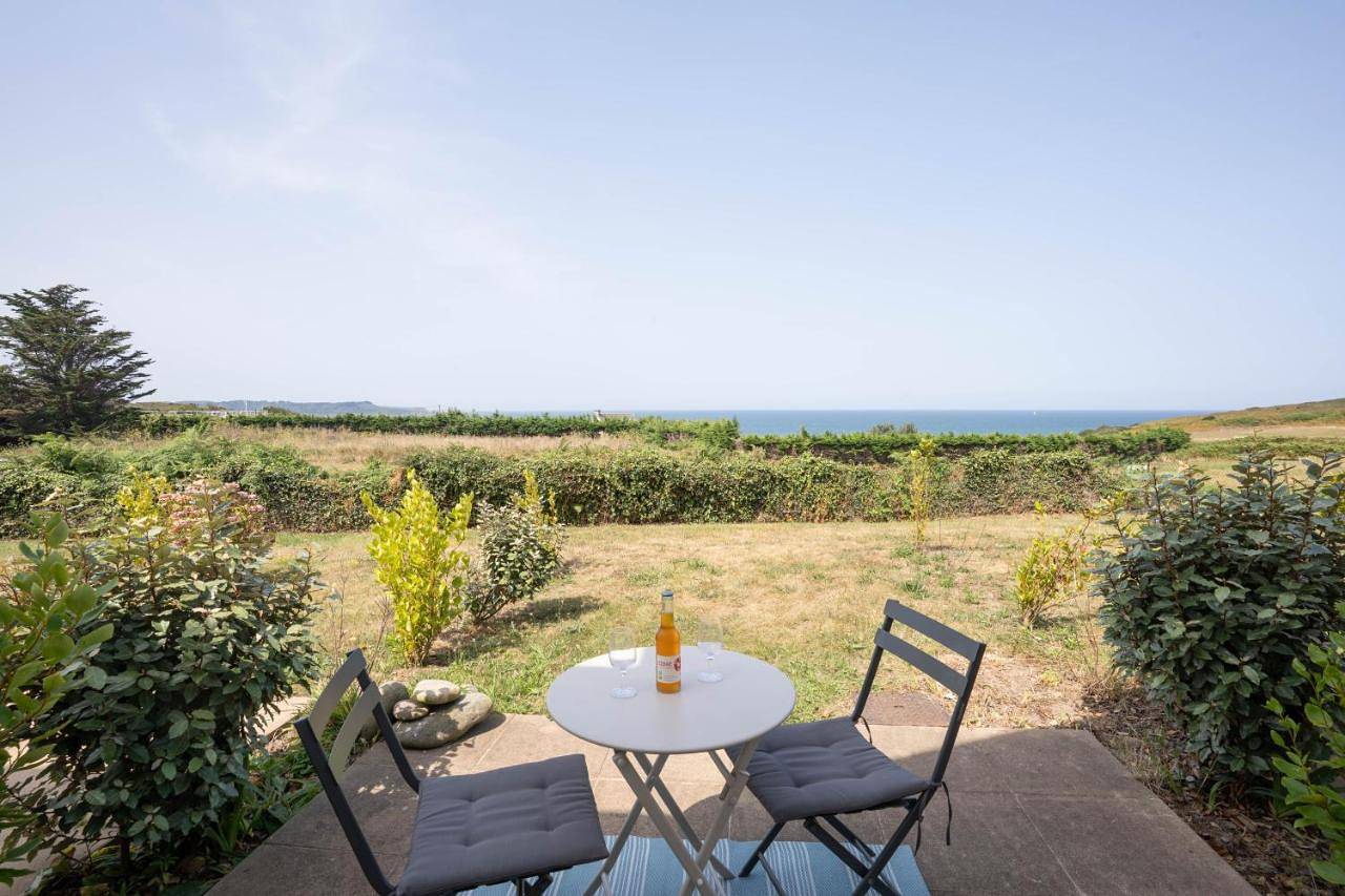 Appartement entier, One-Bedroom Apartment in Saint-Cast-le-Guildo, Région de Dinan