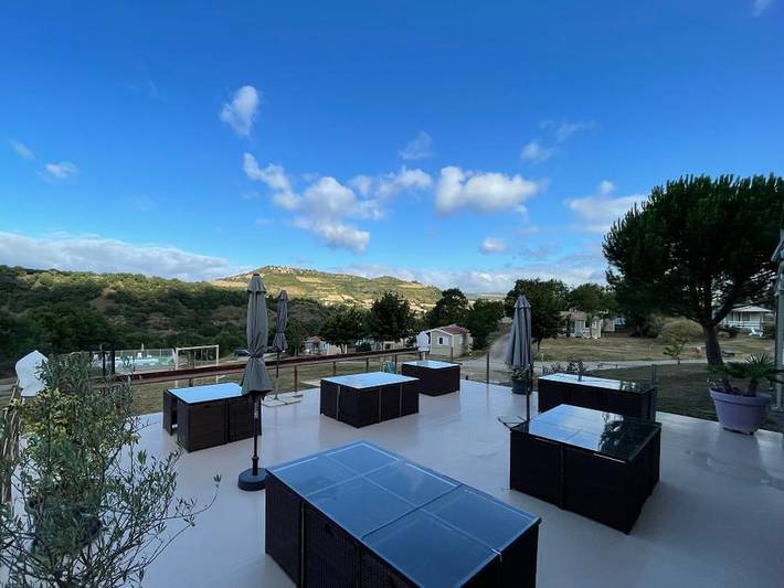 Mobil home pour 4 personnes à Saint-Georges-de-Luzençon - 4