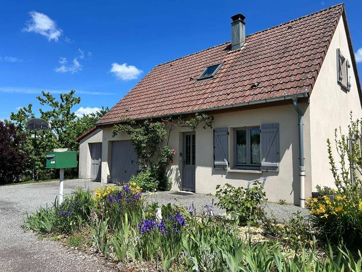 Location de vacances pour 4 personnes, avec Terrasse ainsi que Jardin et Vue dans Vouhenans