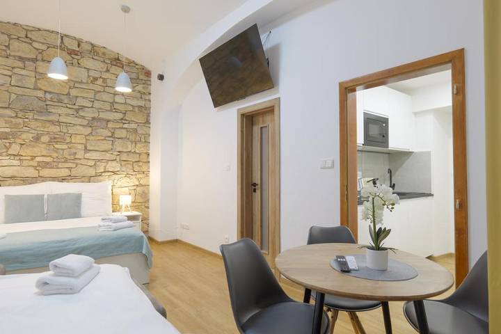 Apartahotel para 4 personas, con vistas en Praga