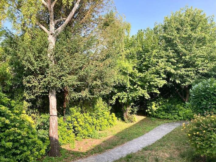 Location de vacances pour 8 personnes, avec jardin et vue, animaux acceptés à Bobigny - 2