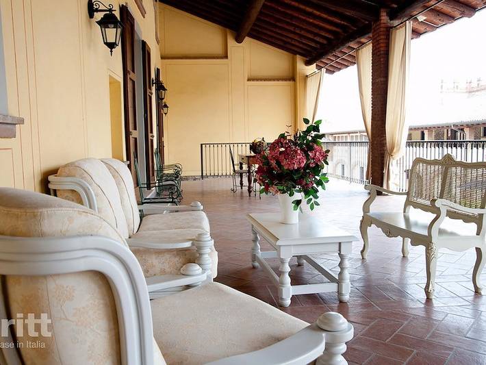 Hotel per 6 persone, con terrazza e balcone/terrazza in Franciacorta