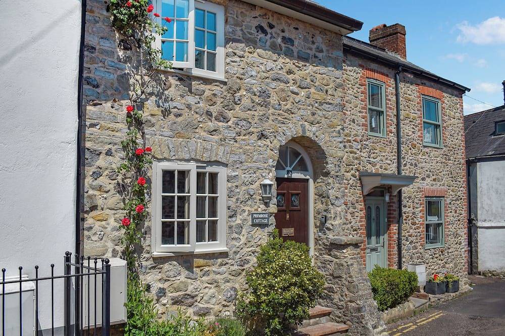 2 bedroom accommodation in Seaton in Seaton, Devon
