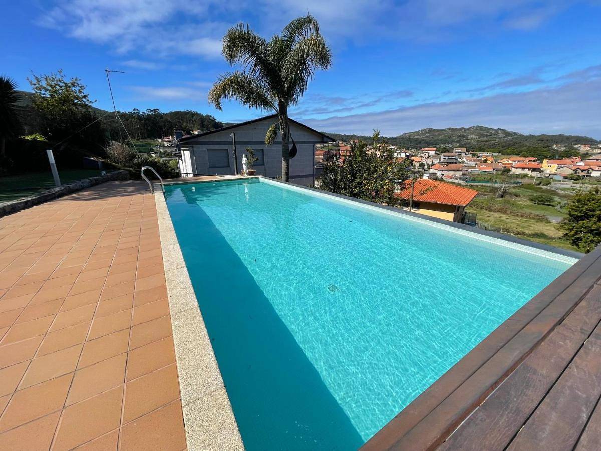 Chalet Con Vistas Al Mar, Piscina, Pista Futbol...Ideal Para Familias Con Niños in Baiona, Rias Baixas