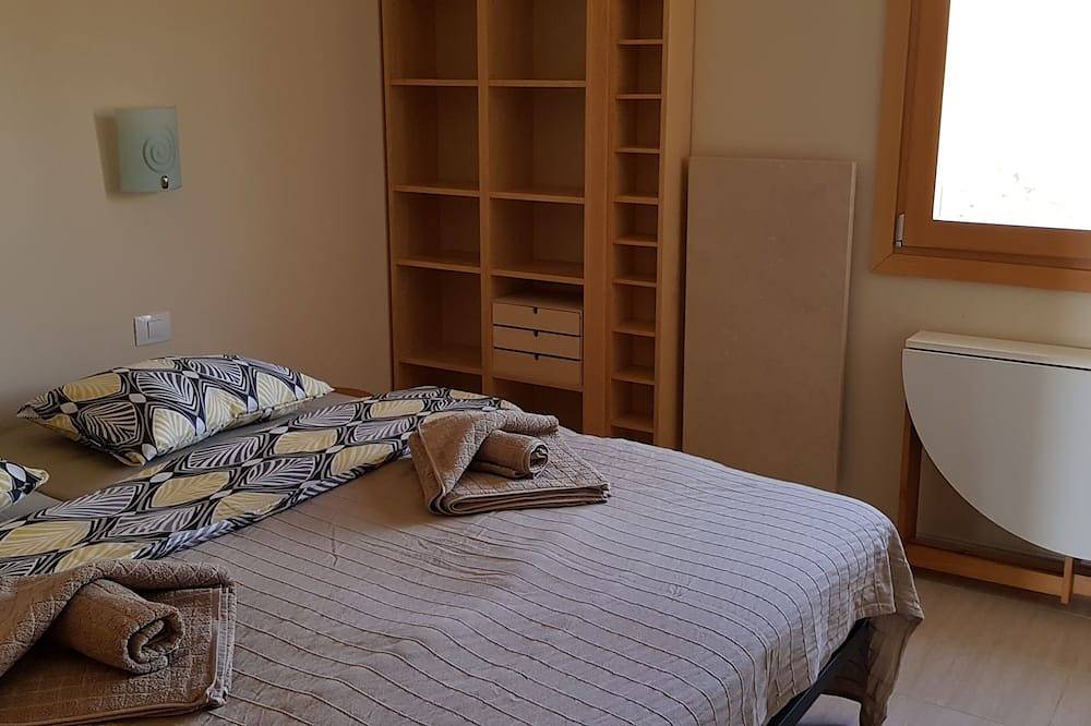 Apartamento entero, Bonito apartamento de 2 dormitorios y 2 baños en el centro de Arona in Arona , Tenerife Sur