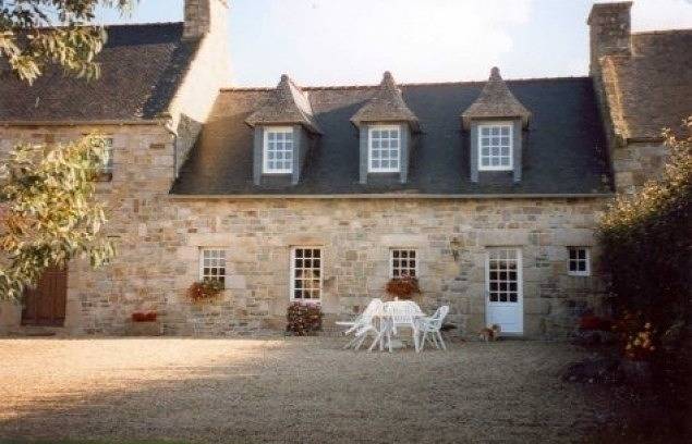 Ker an Calvez in Kerbors, Pink Granite Coast