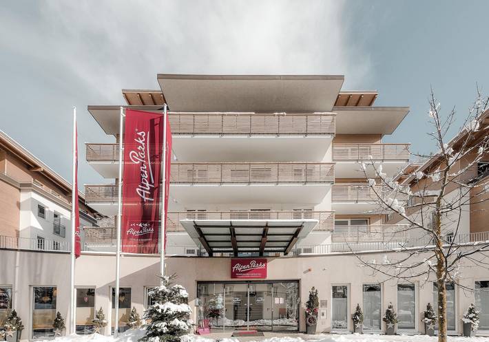 Ferienwohnung für 10 Personen, mit Balkon und Pool sowie Sauna - 1