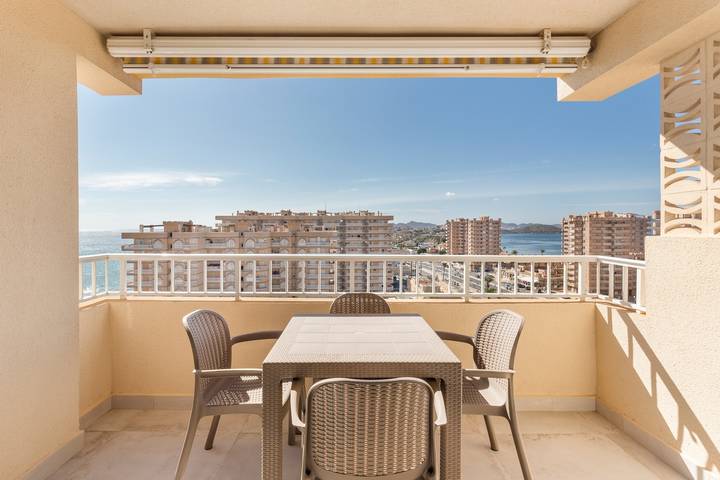 Entire apartment, Apartment 'Anadrina' with Sea Views, Shared Pool, and Wi-Fi in Playa El Arenal/Playa Pedrucho (La Manga), San Javier