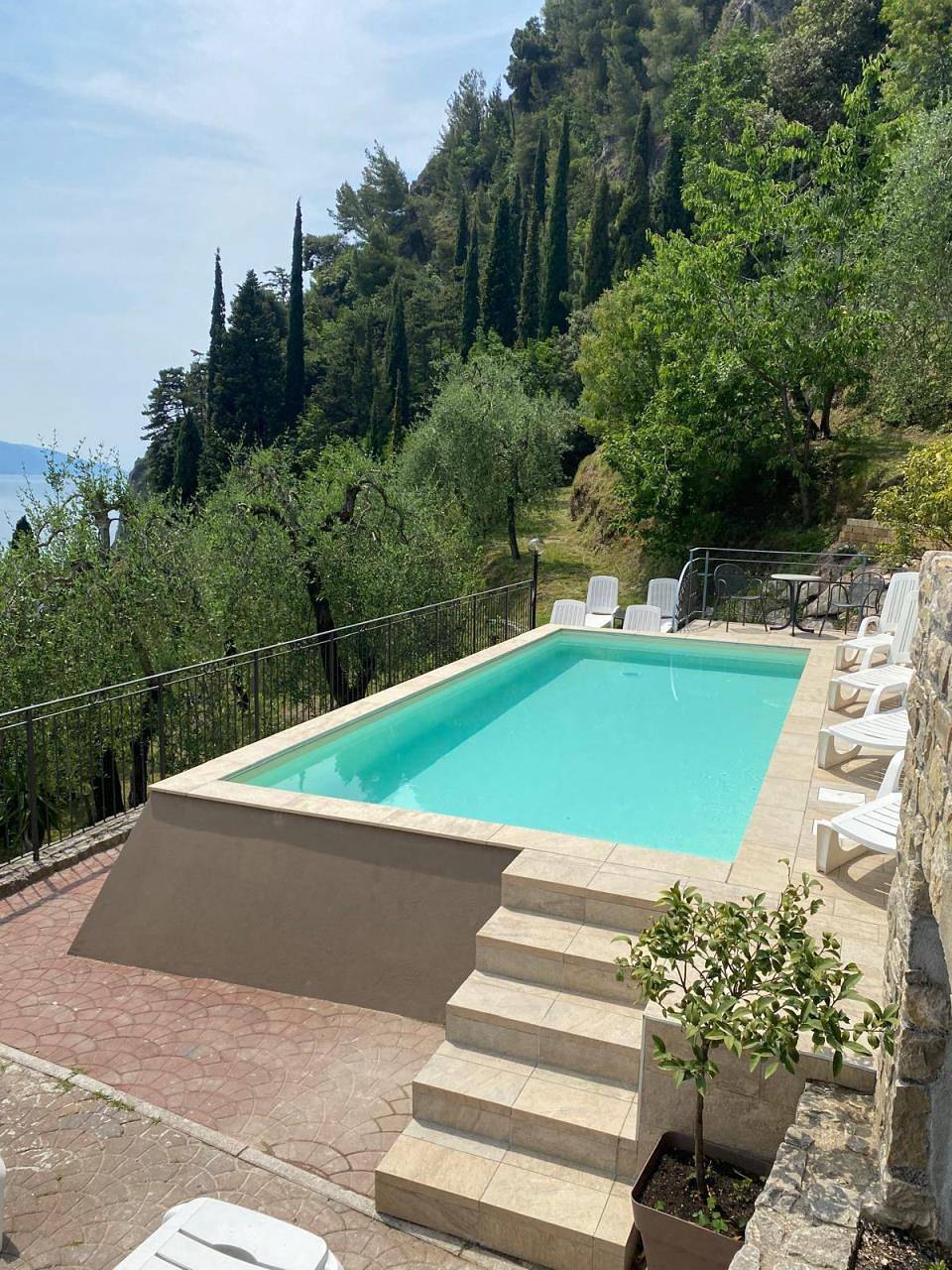 Ganze Wohnung, Residenz Villa Gianna Dreizimmer-Wohnung mit Seeblick für 3 Personen in Limone sul Garda, Gardasee-Berge