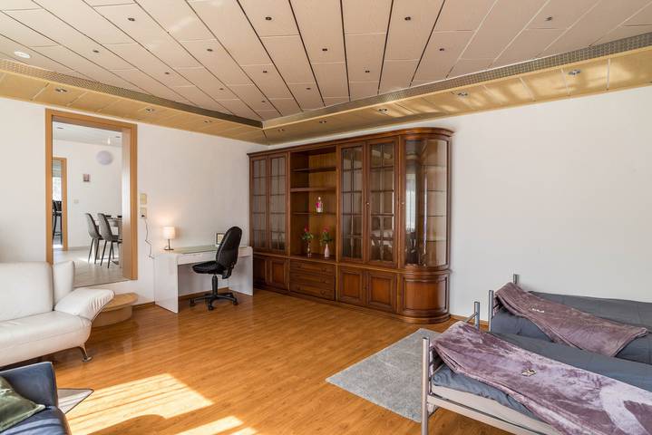 Ganze Wohnung, Ferienwohnung "Am Hirnach 2" mit Gemeinschaftsgarten und Wlan in Sindelfingen, Landkreis Böblingen
