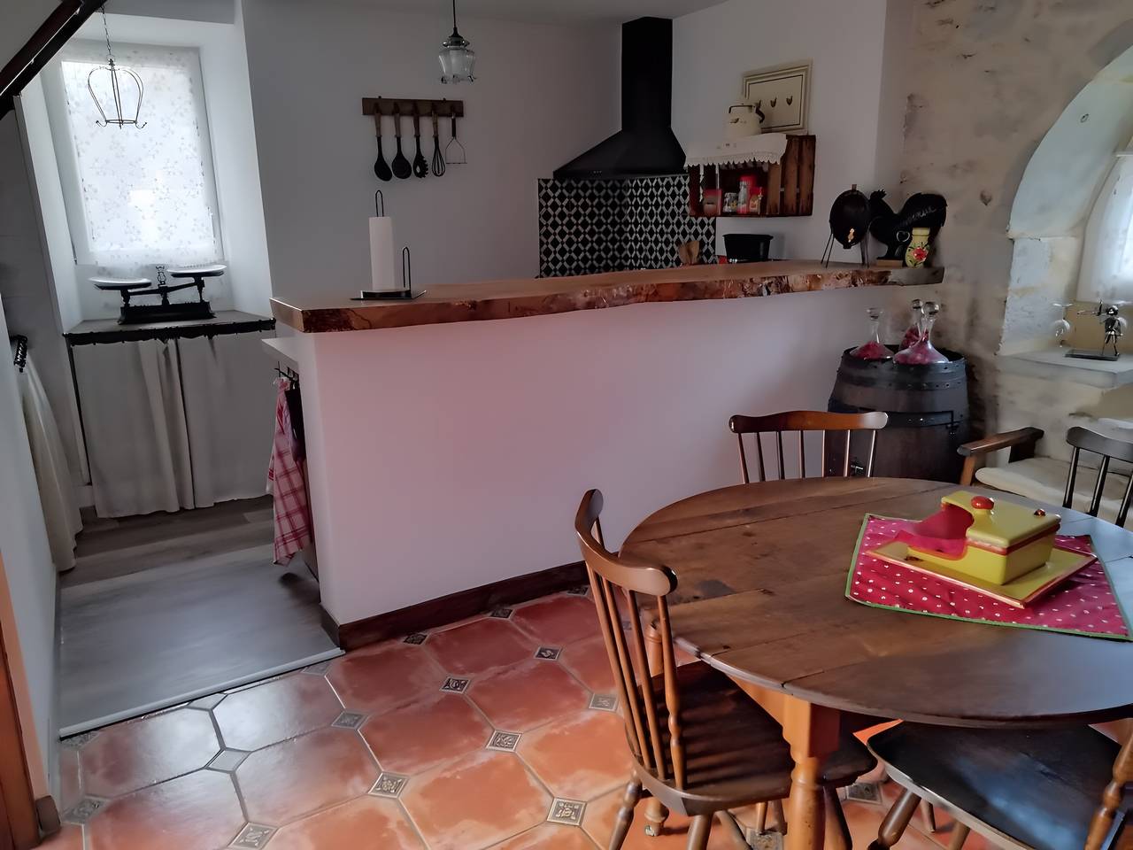 Gîte Petit Gouffre d'Amour con jardín privado, Wi-Fi y aire acondicionado in Padirac, Quercy