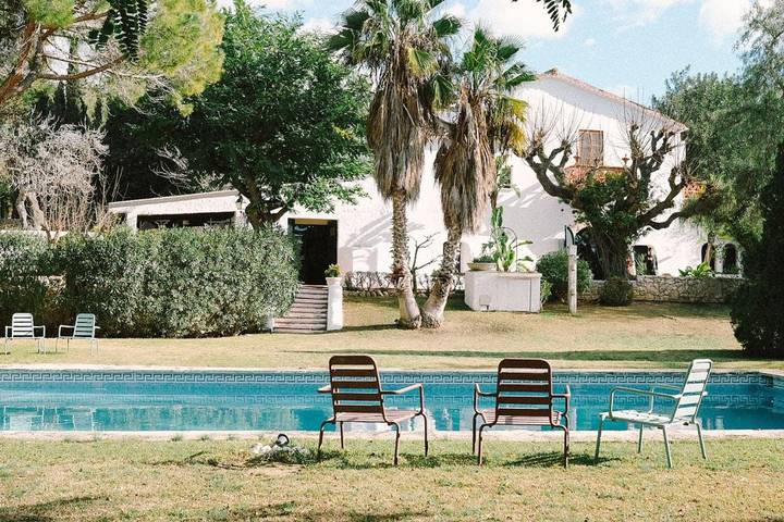 Maison d’hôte pour 4 personnes, avec vue ainsi que piscine et jardin à Sant Pere de Ribes