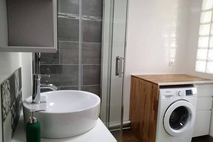 Ganze Wohnung, Komplett renovierte Wohnung in Dammarie-les-Lys, Seine-et-Marne