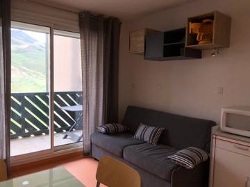 Gîte pour 4 personnes, avec piscine et balcon à Peyragudes