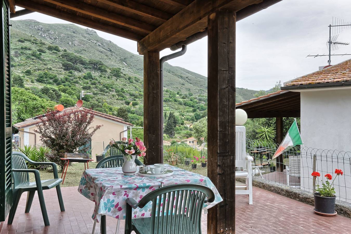 Appartamento intero, Vista panoramica sull'isola d'Elba e sul mare - Appartamenti Campo al Pero - 2 in Rio Nell'elba, Isola D'elba