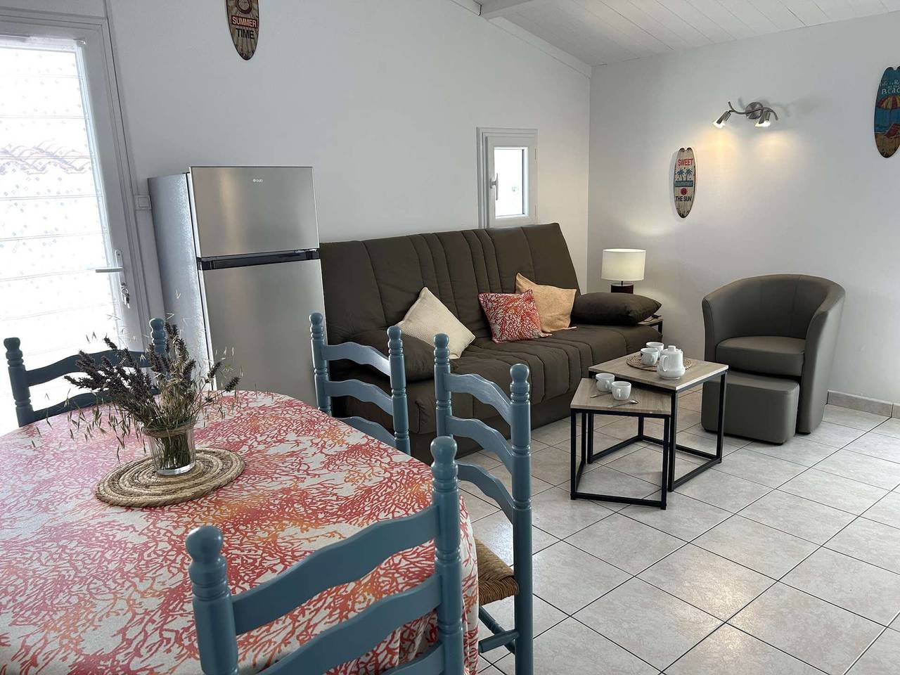 Cozy 2-Room House with Mezzanine, Pool & Tennis, Near Sea - Sleeps 4 in Bretignolles-sur-Mer, Loire Valley