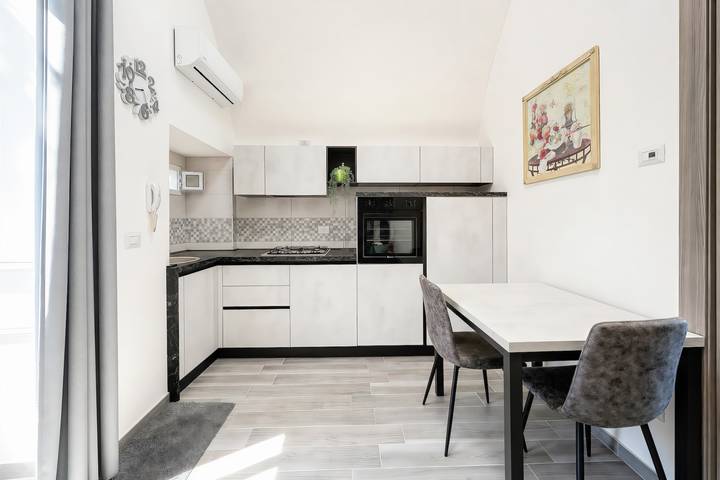 Casa San Lorenzo Maiorano: Sea View, Wi-Fi & Air Conditioning in Monte Sant'Angelo in Monte Sant'Angelo, Gargano