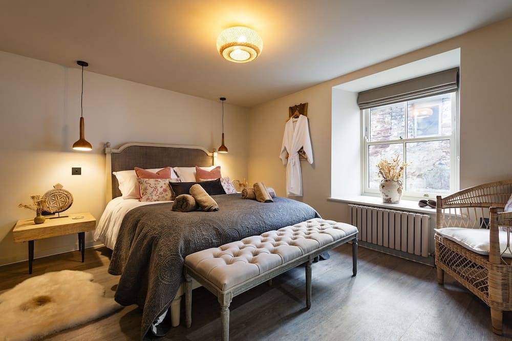 Solace | Finest Stays in Totnes, Devon