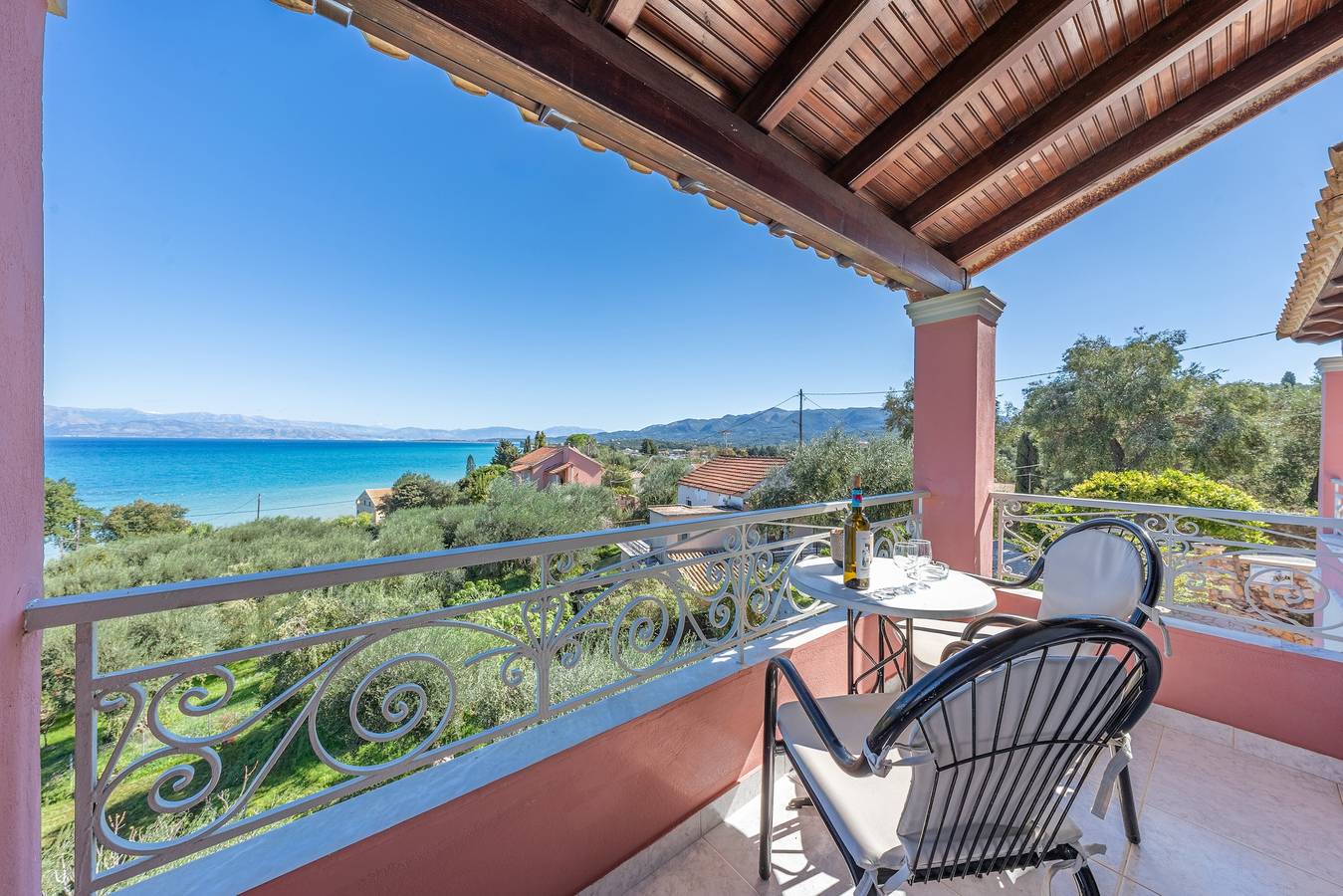 Estúdio inteiro, Apartamento Estúdio '8' com vista para o mar, Wi-Fi e ar condicionado in Corfu